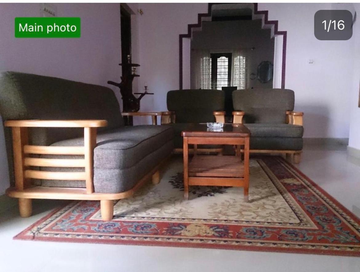 Dhruva Homestay 马迪凯里 外观 照片